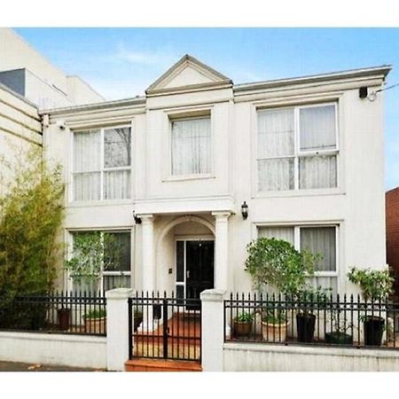 Abbotsford Private Rooms & Pods - 15 Charles Homestay Melbourne Exterior photo